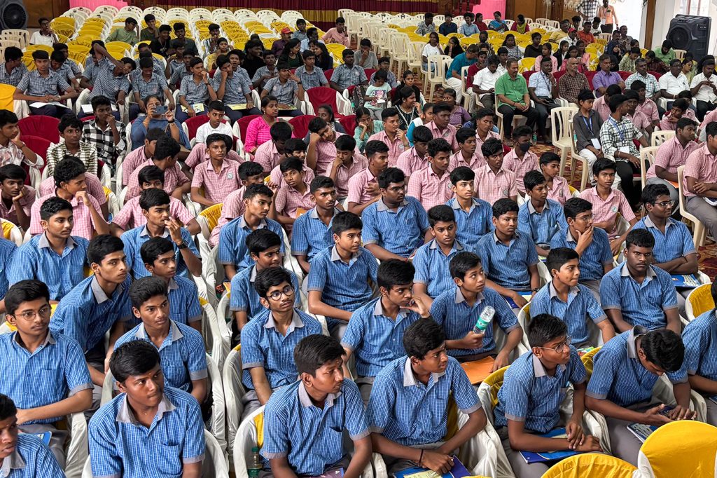 Pallavan college nervousness to confidence event